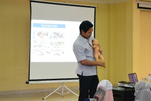 pijat bayi1_8